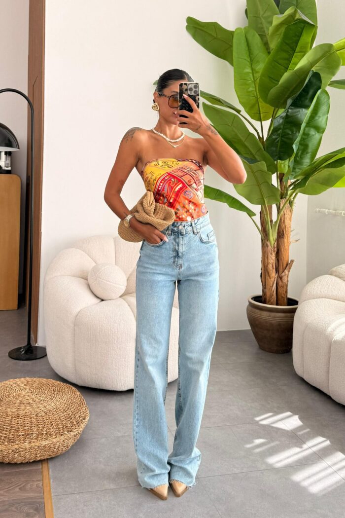Denim Breeze Kesik Paça Açık Mavi Jean - Görsel 1