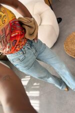 Denim Breeze Kesik Paça Açık Mavi Jean - Görsel 4