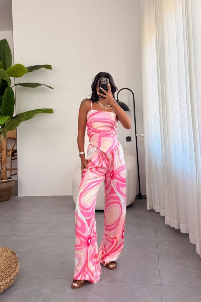 Pastel Dalgalı Asimetrik Saten Takım Pembe - Görsel 1