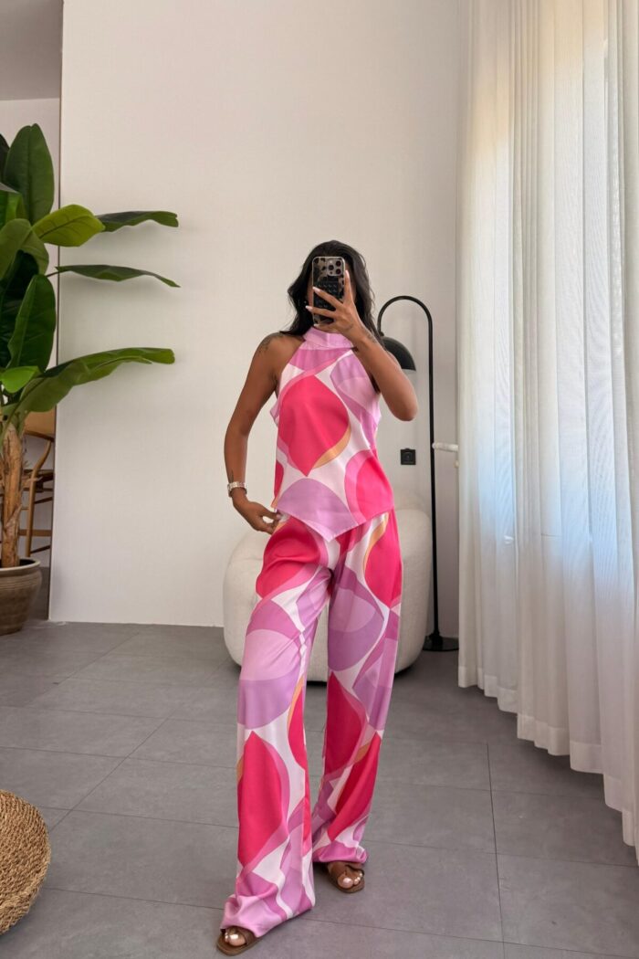 Geometrik Desen Modern Saten Takım Pembe - Görsel 1