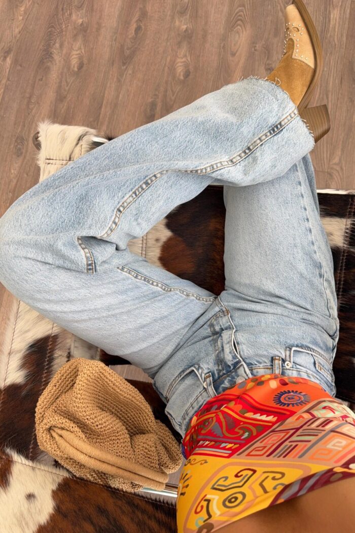 Denim Breeze Kesik Paça Açık Mavi Jean - Görsel 2