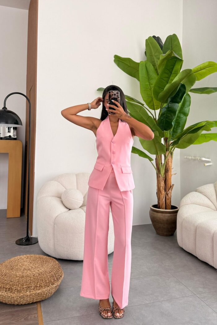 Boyundan Geçirmeli Yelek Pantolon Takım Pembe - Görsel 1