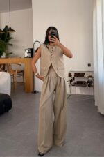 Pero Önü Düğmeli Yelek Takım Camel