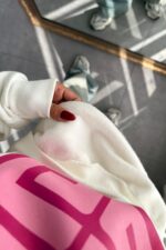 Önü Baskılı Oversize Beyaz Sweat - Görsel 3