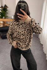 Leopar Desenli Oversize Kazak - Görsel 2
