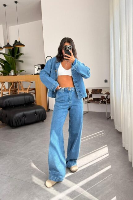 Womens Wide Leg Jean