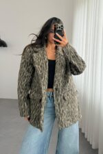 Düğmeli Leopar Yünlü Ceket