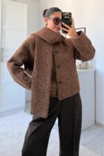 Atkılı Düğmeli Kırçıllı Ceket Kahverengi