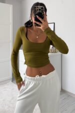 U Yaka Drapeli Crop Yeşil
