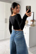 U Yaka Drapeli Crop Siyah - Görsel 3