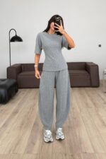 Belden Oturtmalı Triko Takım Antrasit