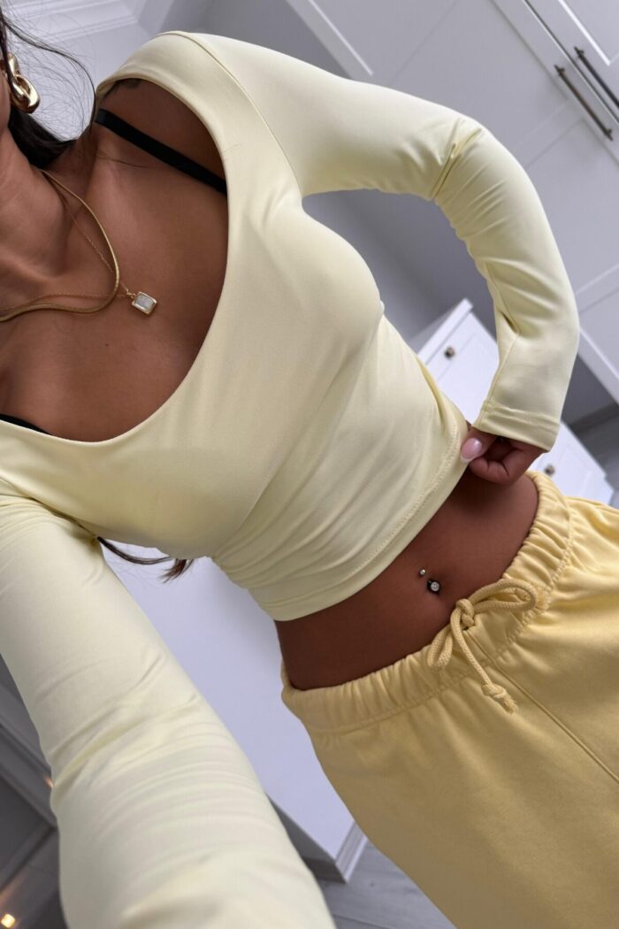 U Yaka Drapeli Crop Sarı - Görsel 2