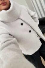 Atkılı Düğmeli Kırçıllı Ceket Ekru - Görsel 3