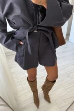 Pileli Şortlu Dik Yaka Trenç Takım Lacivert - Görsel 4