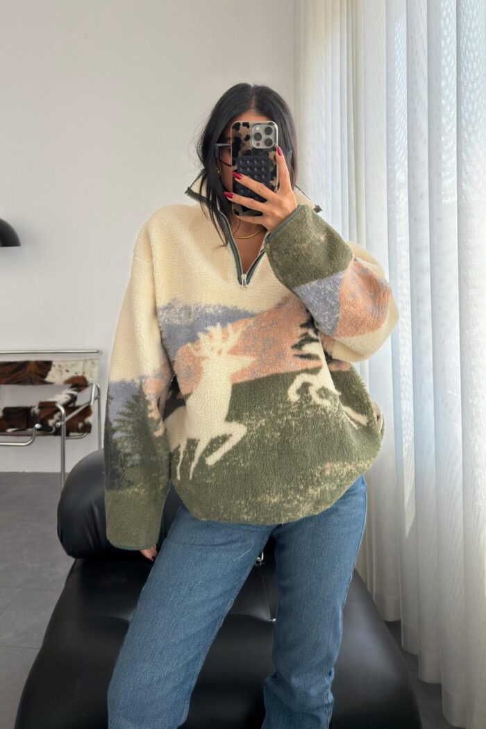 Geyik Desenli Dik Yaka Peluş Sweat - Görsel 2