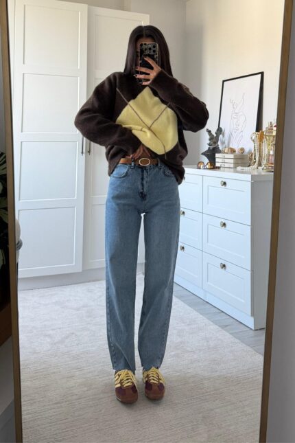 Kemerli Paçası Kesik Mavi Yıkamalı Jean