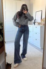 Toni Kesik Paçalı Lacivert Yıkamalı Jean