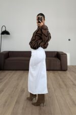 Önü Yırtmaçlı Beyaz Kot Etek - Görsel 4