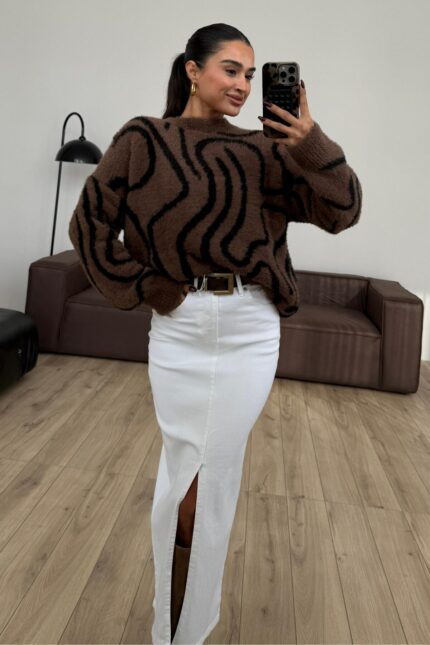 Yumuşak Tüylü Desenli Kazak Kahverengi