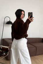 Düğme Detaylı Hırka Kahverengi - Görsel 3