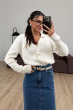 Gold Düğmeli Polo Yaka Hırka Ekru