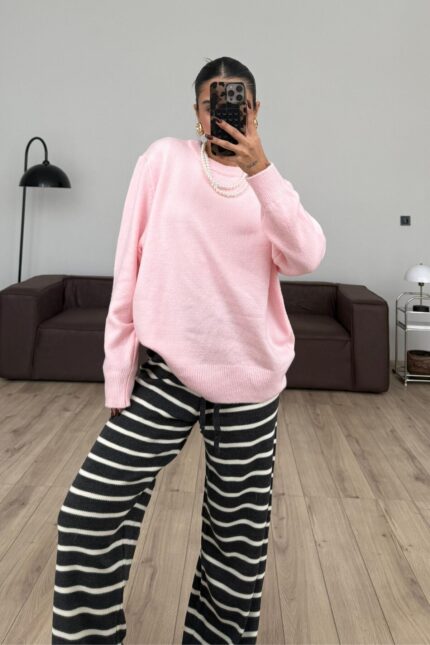 Yumuşak Bisiklet Yaka Triko Kazak Pudra