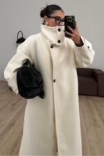 Trend Dik Yaka Kaşe Kaban Ekru - Görsel 3