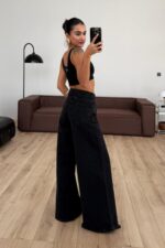 Lily Siyah Eskitme Geniş Paça Jean - Görsel 4