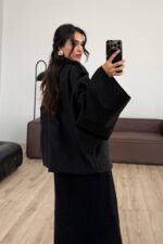 Yarasa Kol Kaşe Ceket Siyah - Görsel 3