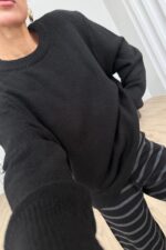 Yumuşak Bisiklet Yaka Triko Kazak Siyah - Görsel 2