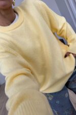 Yumuşak bisiklet Yaka Triko Kazak Sarı - Görsel 2