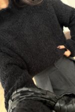 Beli Büzgülü Boğazlı Kazak Siyah - Görsel 2