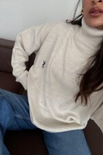 Boğazlı Oversize Kazak Krem - Görsel 2