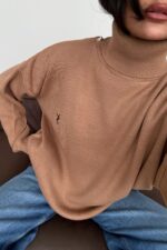 Boğazlı Oversize Kazak Sütlü Kahve - Görsel 2