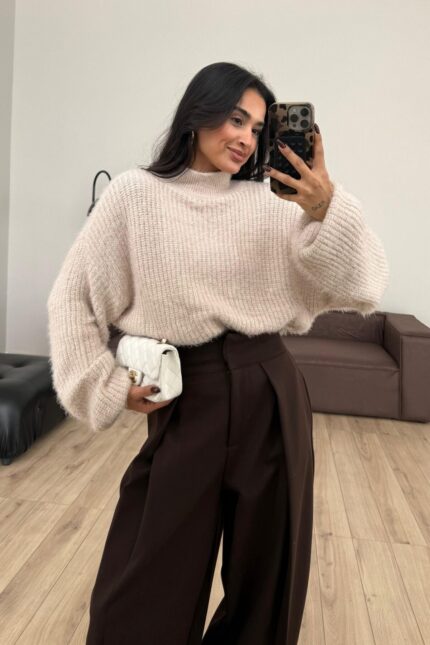 Beli Büzgülü Boğazlı Kazak Taş