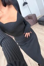 Kalp Yaka Ribana Kumaş Elbise Siyah - Görsel 3