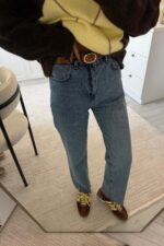 Kemerli Paçası Kesik Mavi Yıkamalı Jean - Görsel 2