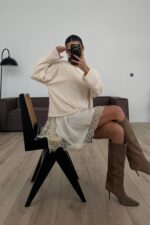 Asimetrik Kesim Güpürlü Bluz Bej