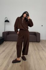 Yakası Fermuarlı Triko Takım Kahverengi