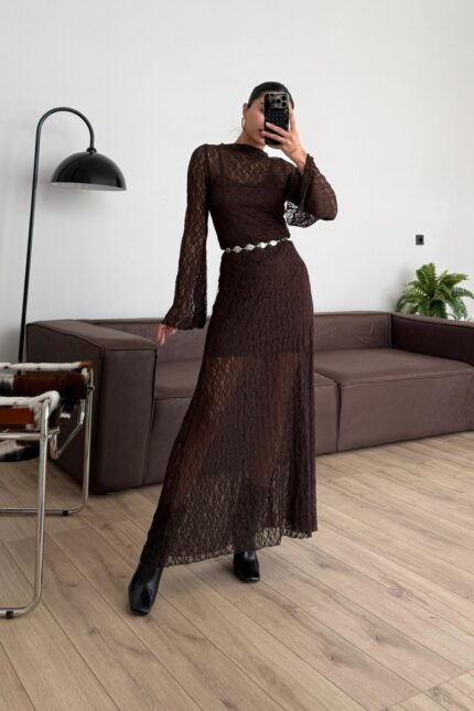 Zincir Kemerli Dantel Elbise Kahverengi