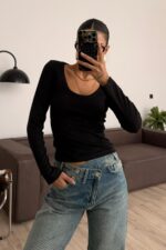 U Yaka Kaşkorse Bluz Siyah