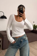 U Yaka Kaşkorse Bluz Beyaz