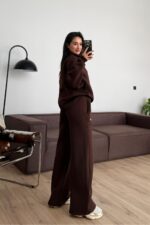 Fermuarlı Dik Yaka Eşofman Takım Kahverengi - Görsel 4