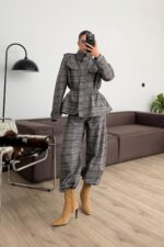 Beli Lastikli Ekose Desenli Takım Vizon