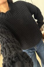 Yarım Boğazlı Selanik Örgülü Kazak Siyah - Görsel 2