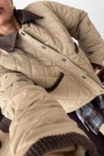 Kapitone Yakası Kadife Kısa Mont Taş - Görsel 2