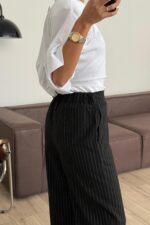 Beyaz Çizgili Pantolon Siyah - Görsel 4