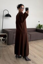 Önü Düğmeli V Yaka Triko Takım Kahverengi - Görsel 3