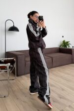 Ekose Desenli Yanları Şeritli Eşofman Takım Kahverengi - Görsel 4