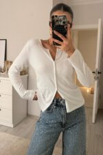 Kaşkorse V Yaka Önü Düğmeli Bluz Beyaz - Görsel 2